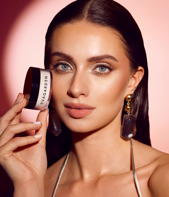 Cipria Natural Setting Powder: il segreto eterno del make-up perfetto